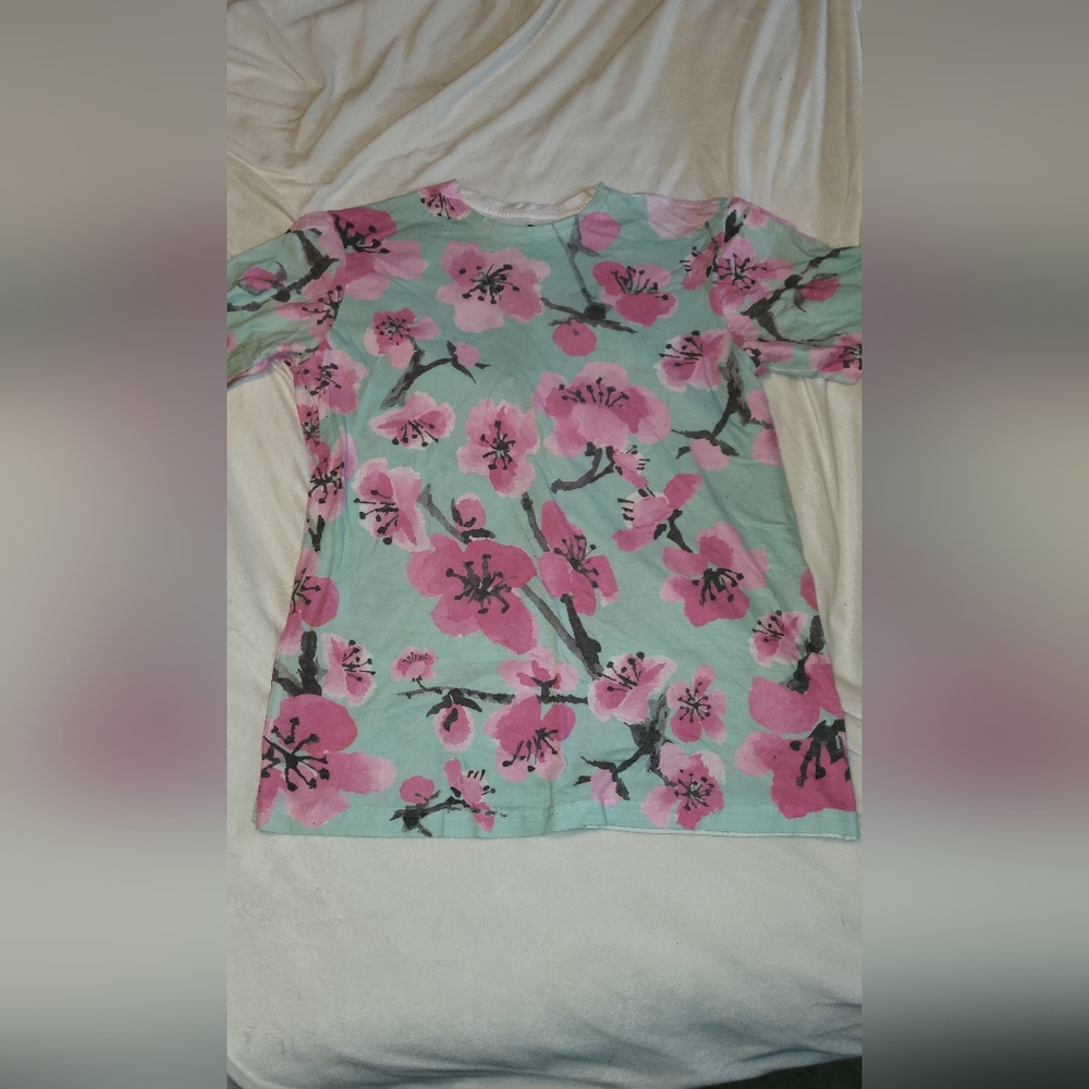 Arizona Iced Tea Cherry Blossom Tee